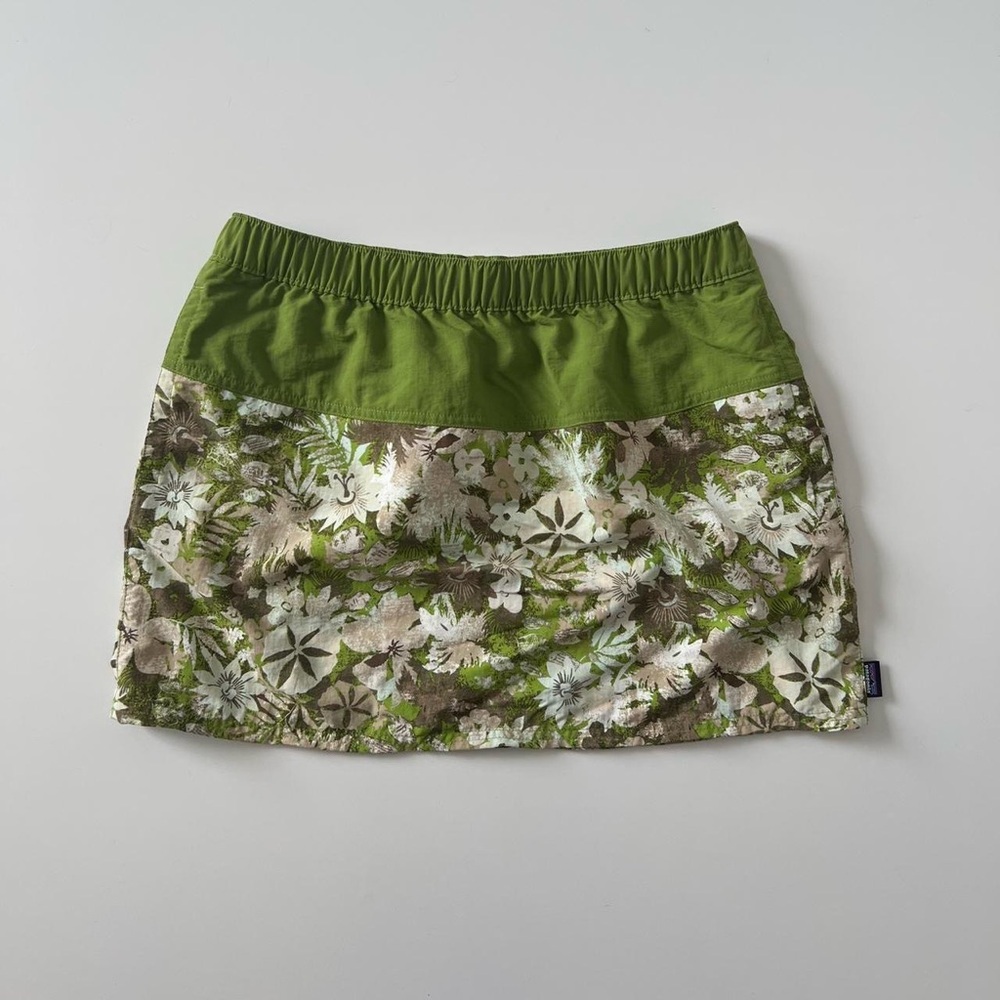 Patagonia nylon baggies mini skirt